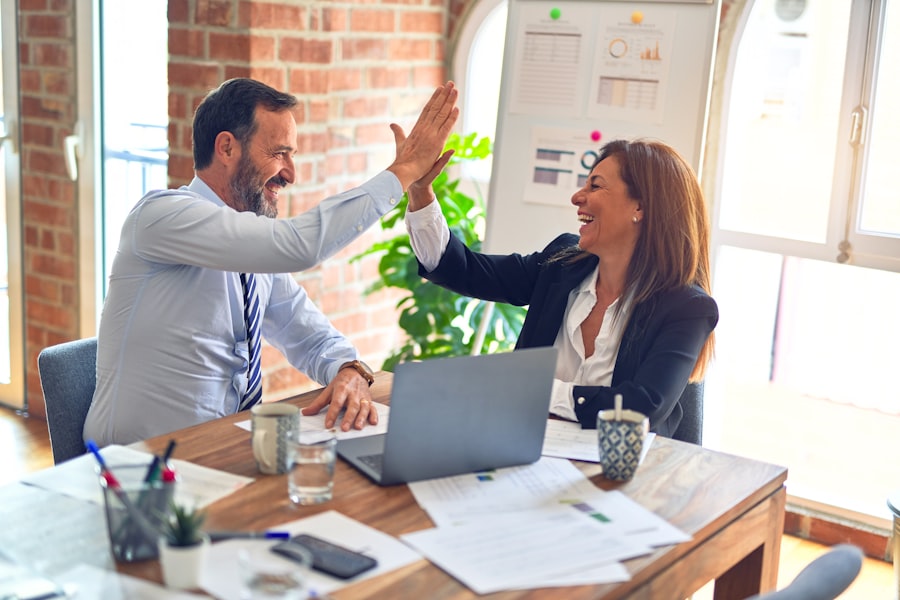 Portail client dédié Hublio vs Basecamp interne